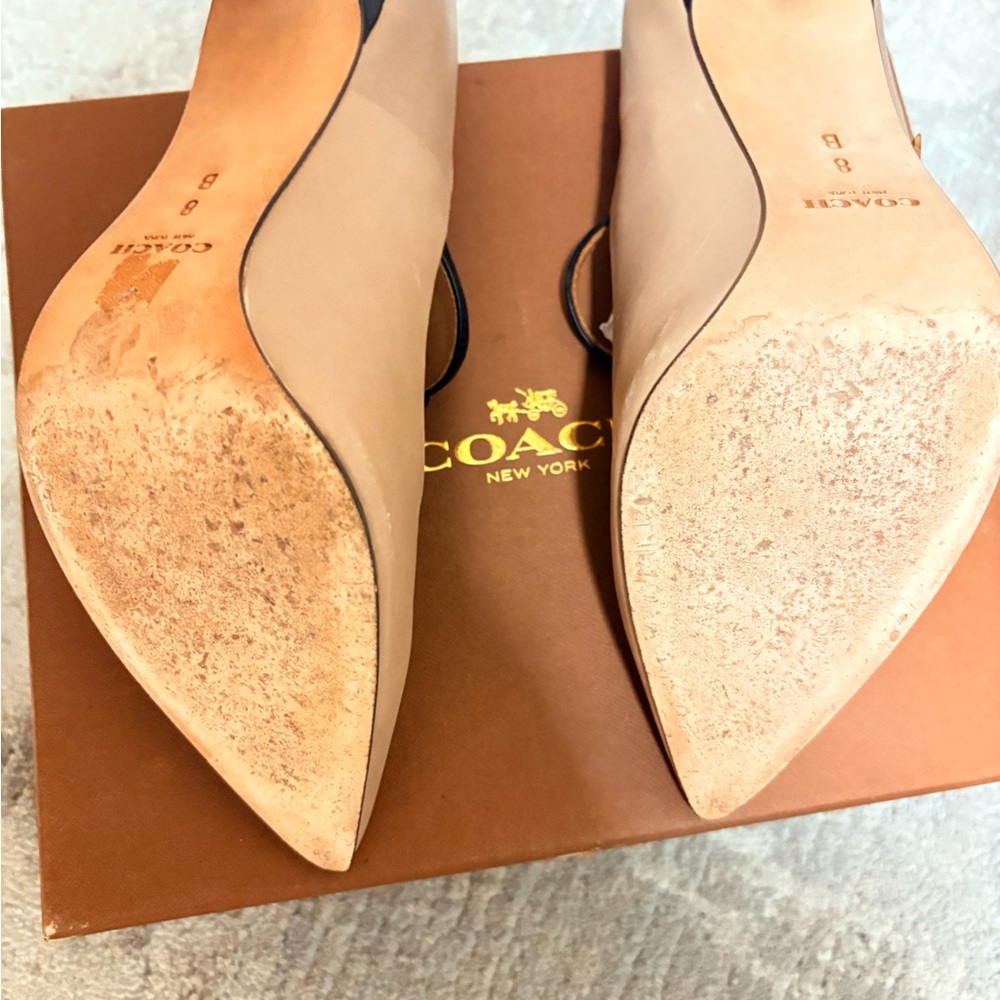 Coach Tan and Black Women's Heels - Picture 6 of 6